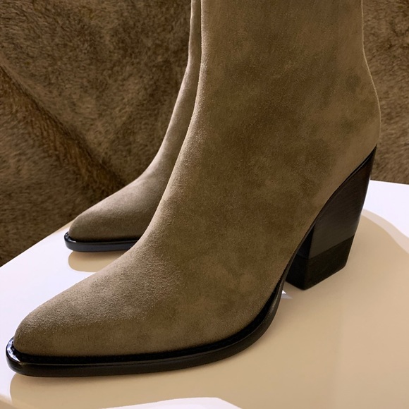 Chloé Booties - Picture 2 of 11